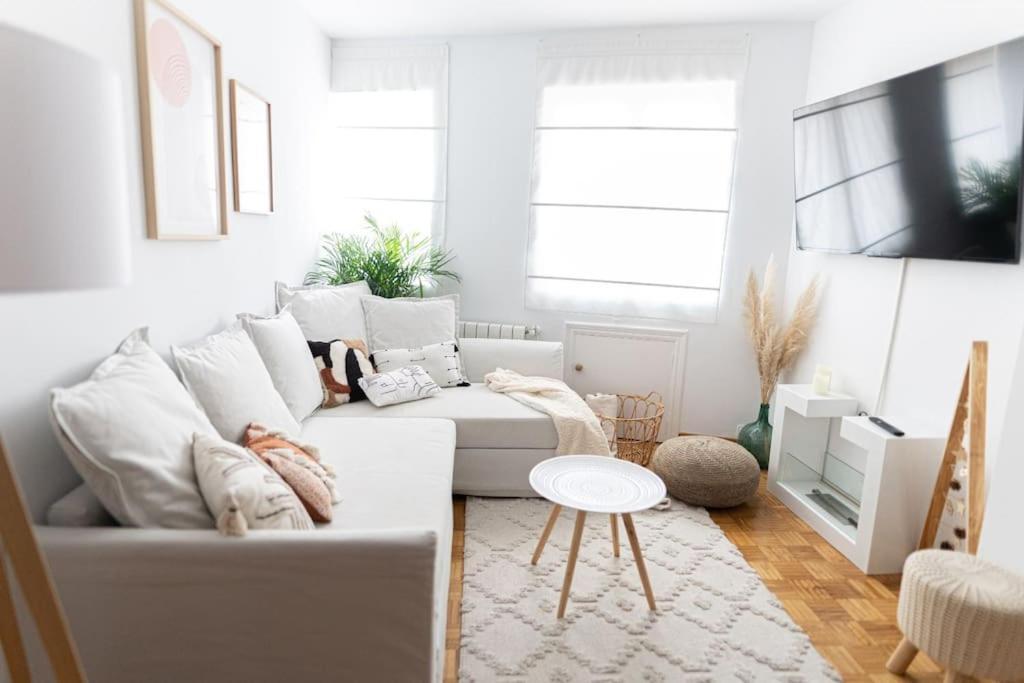 Leonor&Pablo Apartman Oviedo Kültér fotó